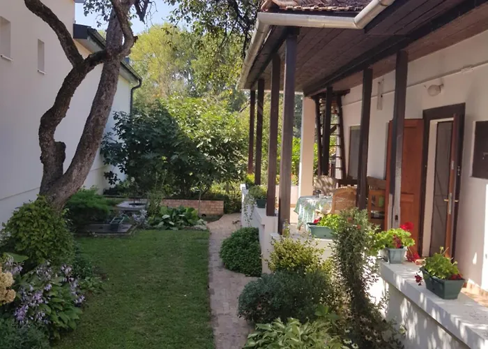 Apartment Klara Sarospatak